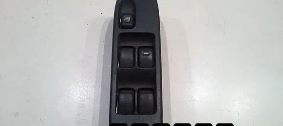 Mitsubishi Pajero Other switches/knobs/shifts mr551244