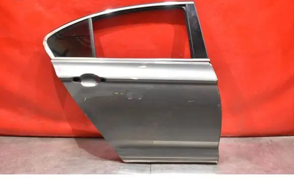 Volkswagen PASSAT CC Rear door 