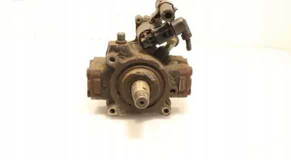 Skoda Fabia Mk2 (5J) Fuel injection high pressure pump 03L130755