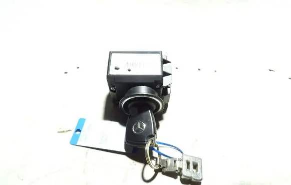 Mercedes-Benz B W245 Ignition lock 1695451508