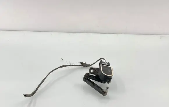 BMW 5 F10 F11 Headlight/headlamp level sensor 6784075 25916010