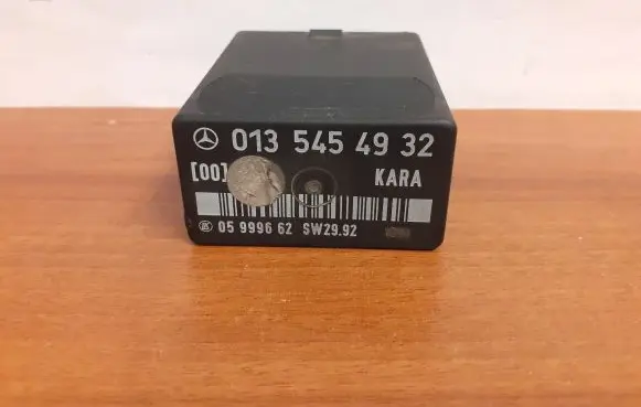Mercedes-Benz E W124 Other relay 10816 0135454932