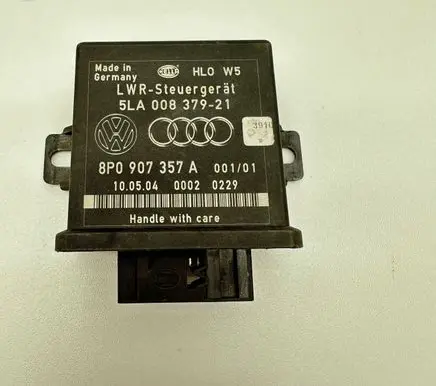 Audi A6 S6 C6 4F Light module LCM 8P0907357A