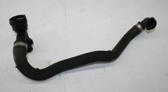 BMW 4 F32 F33 Engine coolant pipe/hose 8375796