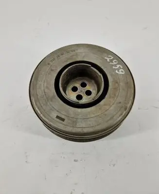 BMW 3 F30 F35 F31 Crankshaft pulley 18495011