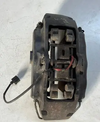 Volkswagen Touareg I Front brake caliper 18ZL