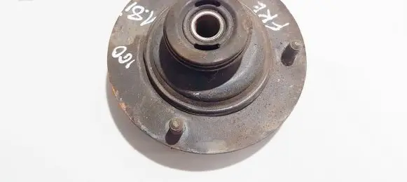 Land Rover Freelander Coil spring mount 22104346
