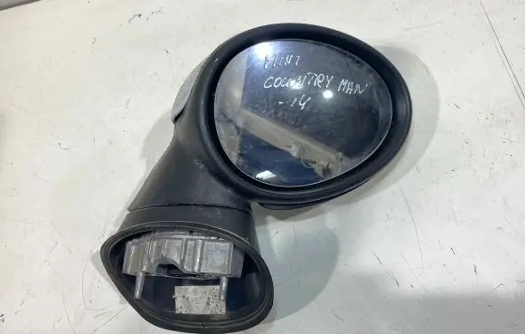 Mini Cooper Countryman R60 Front door electric wing mirror