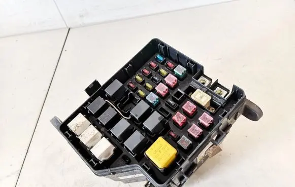 Hyundai Santa Fe Fuse box set 9128826201 91288-26201