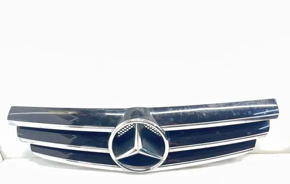 Mercedes-Benz CLK A209 C209 Front grill A2098800123
