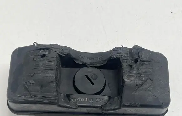 Mercedes-Benz CLA C117 X117 W117 Jacking socket point A0029989150