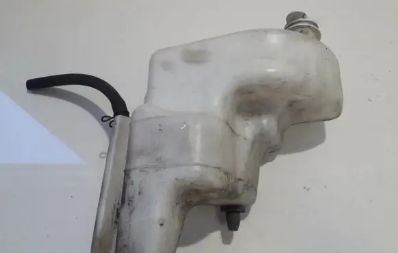 Mitsubishi Lancer X Coolant expansion tank/reservoir