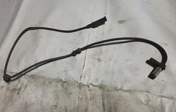 Mercedes-Benz SL R230 ABS rear brake sensor A2305401117 0265007634