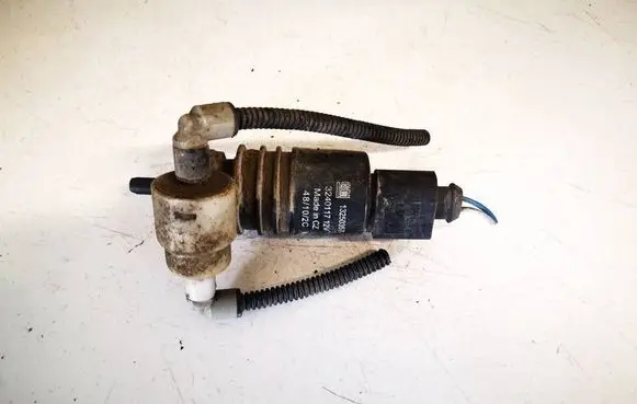 Opel Astra J Windscreen/windshield washer pump 13250357 3240117
