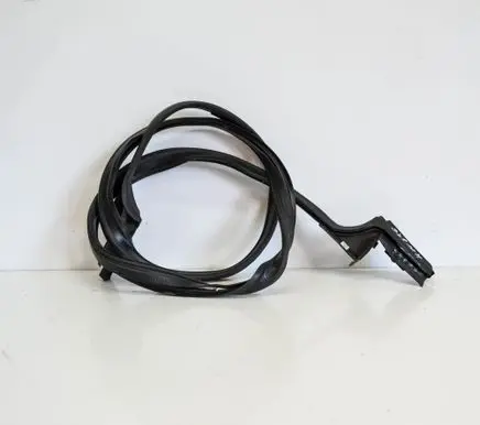 Audi A3 S3 8V Rubber seal rear door 8V7825397
