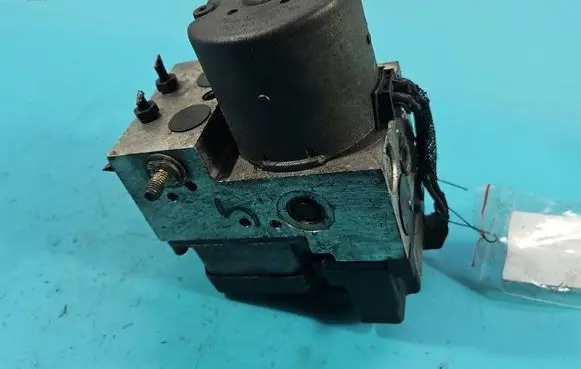 Audi A6 S6 C5 4B ABS Pump 8E0614111AH IMPRK1402324