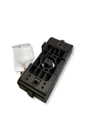 Mercedes-Benz GLE (W166 - C292) Jacking socket point A2046900009 A2046920028