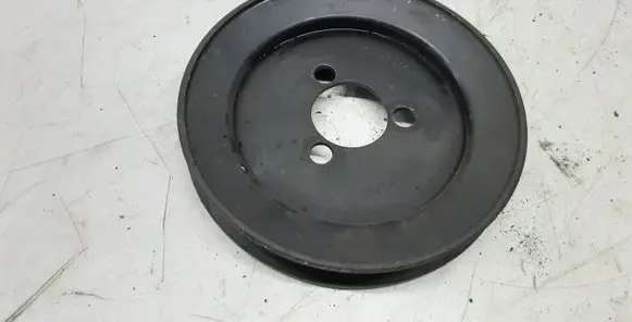 Volkswagen Transporter - Caravelle T4 Power steering pump pulley 074145255A