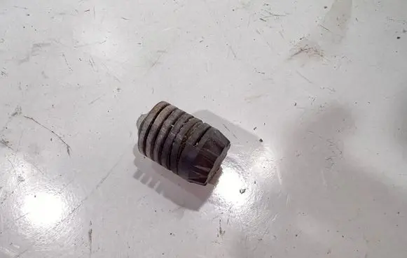 BMW 5 E60 E61 Engine compartment rubber 