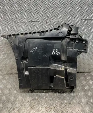 BMW 5 G30 G31 Rear bumper mounting bracket 21754011 0607080910 8066751