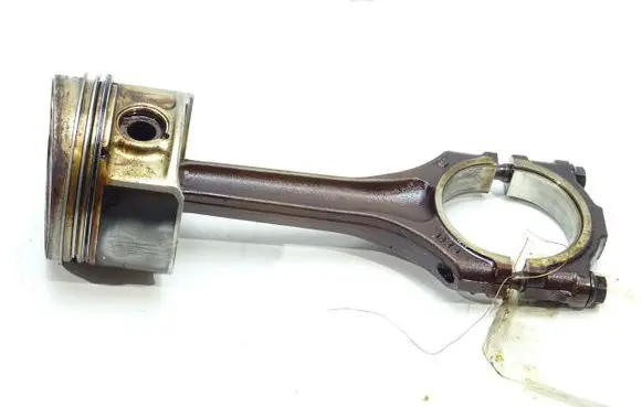 Ford Galaxy Piston with connecting rod AYL