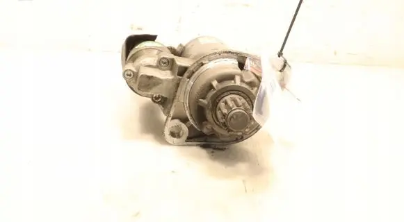 Volkswagen PASSAT B6 Starter motor 5902129014270
