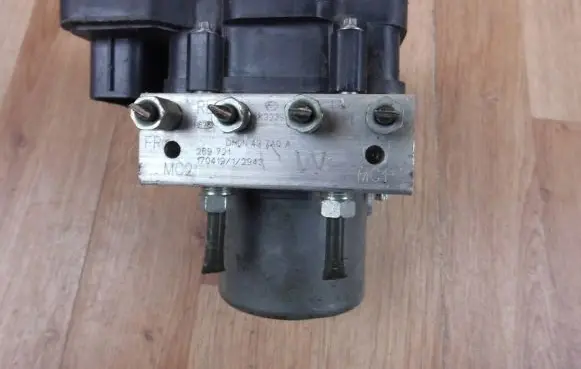 Mazda CX-3 ABS Pump DH0N437A0A