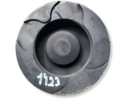Toyota Corolla Verso AR10 Piston 2ADFHV
