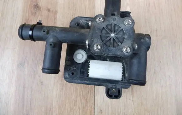 Hyundai Ioniq Water pump 375W3G7500