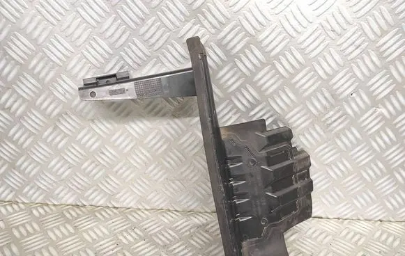 Opel Astra J Intercooler air guide/duct channel 13402370 315671560 071545000