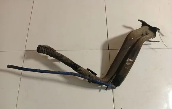 Fiat Grande Punto Fuel tank filler neck pipe LS384512