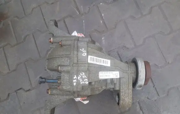 Jeep Grand Cherokee Rear differential P68184735AA