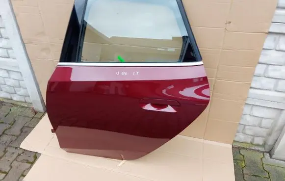 BMW 2 Active Tourer U06 Rear door 