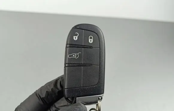Jeep Grand Cherokee Ignition key/card 