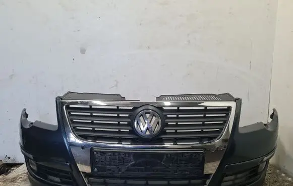 Volkswagen PASSAT B6 Front bumper