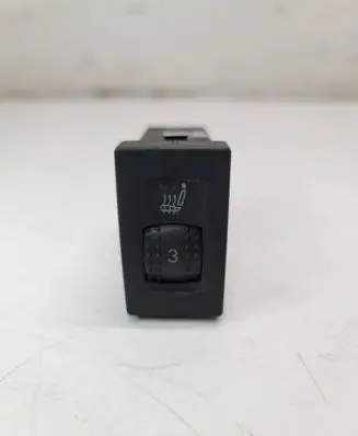 Volkswagen PASSAT B5.5 Seat heating switch 3B0963563C PA6GF30