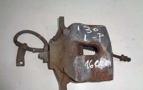 Hyundai i30 Front brake caliper