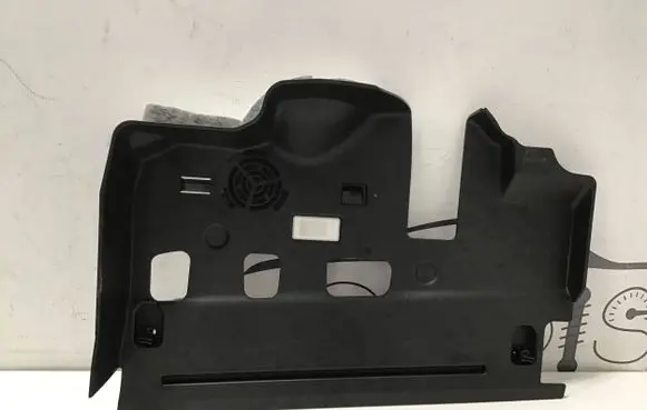 BMW 4 G22 G23 G24 G26 Dashboard lower bottom trim panel 6805566