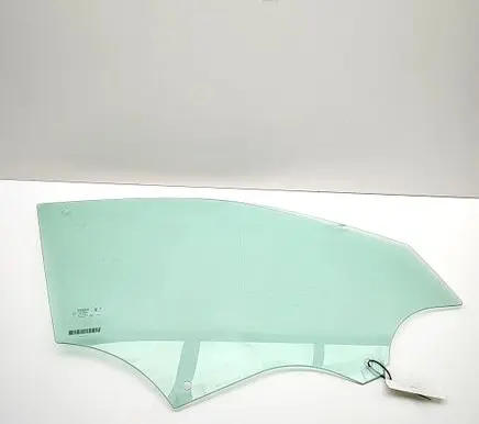 Volvo XC40 Front door window glass four-door 32368779