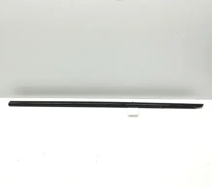 BMW X5 G05 Front door glass trim molding 5A8A265