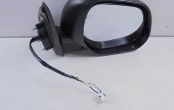 Mitsubishi Outlander Manual wing mirror 8153LZ