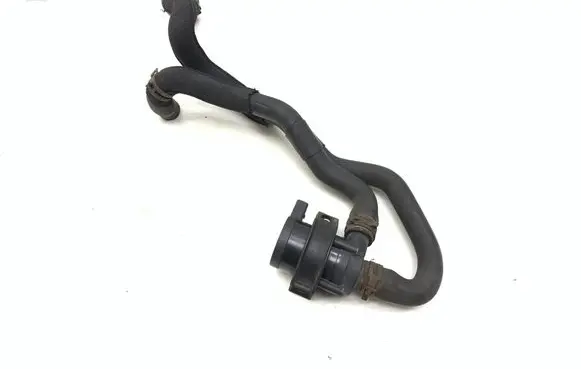 Audi Q5 SQ5 Engine coolant pipe/hose 1K0965561G