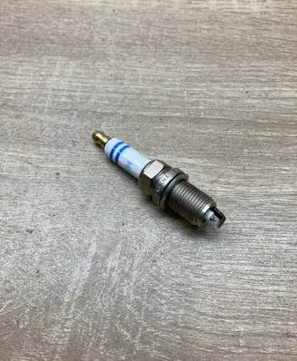 Hyundai Getz Spark plug F7DPP332