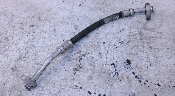 Land Rover Evoque I Air conditioning (A/C) pipe/hose BJ3219E932AA