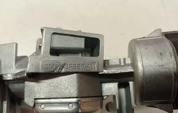 Ford S-MAX Ignition lock 3M513F880