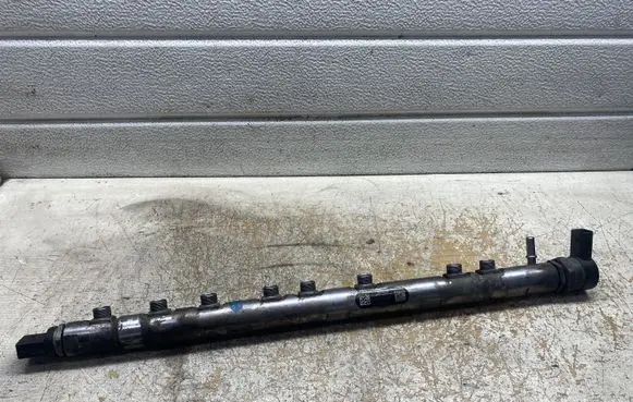 BMW 5 F10 F11 Fuel main line pipe 780542302