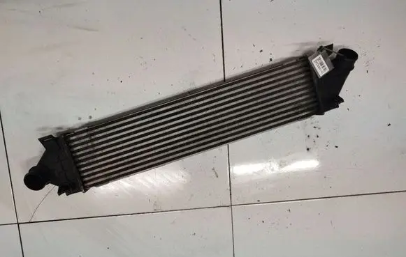 Ford Mondeo MK IV Intercooler radiator