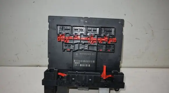 Volkswagen Touran I Comfort/convenience module 1K0937049K