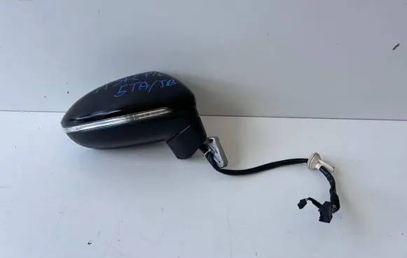 Volkswagen Touran III Front door electric wing mirror 5TB857502B