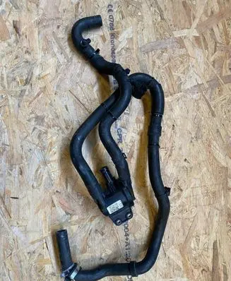 Volvo XC90 Water pump 31686567